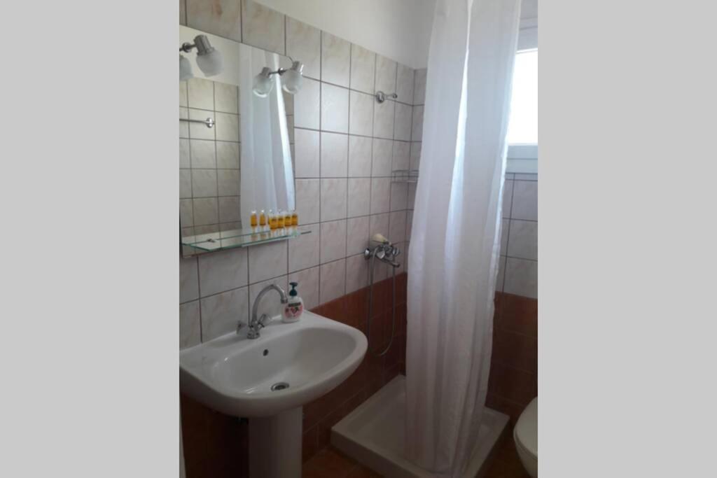 Rodanthy III Kateliósz Kültér fotó